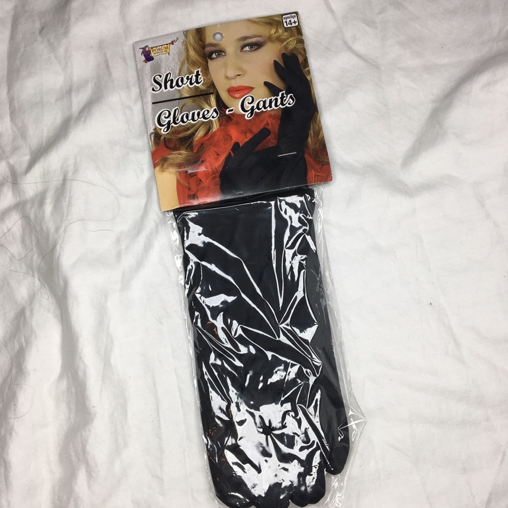 Black gloves